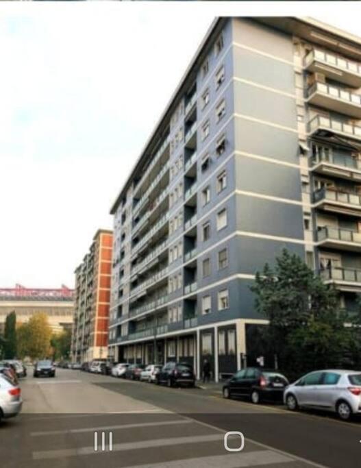Franco Sansirohouse Rho Mi Fiera Apartman Milánó Kültér fotó