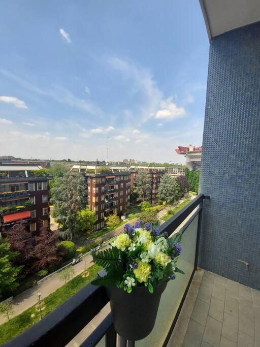 Franco Sansirohouse Rho Mi Fiera Apartman Milánó Kültér fotó